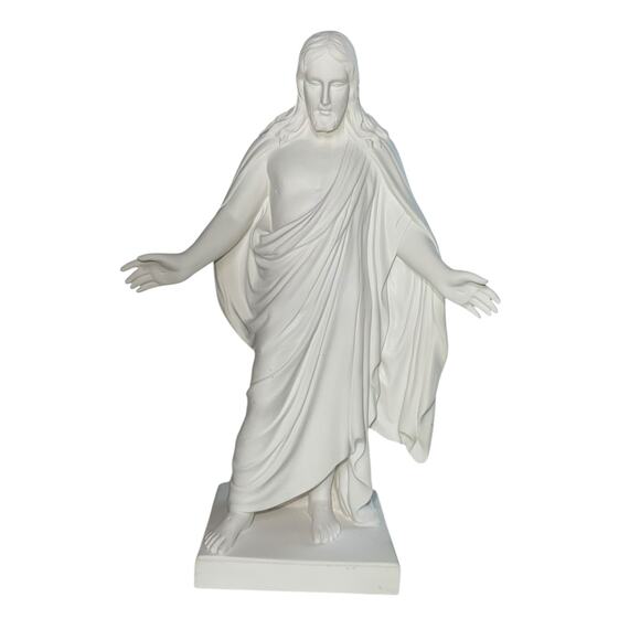 One Moment Time Jesus Christ Statue Utah 10” Resurrected Messiah Statue Figurine - Picture 2 of 16